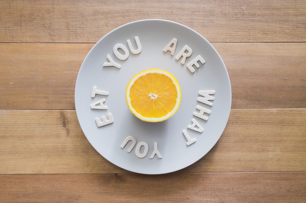 İNSAN NE YERSE O&nbsp;MUDUR?